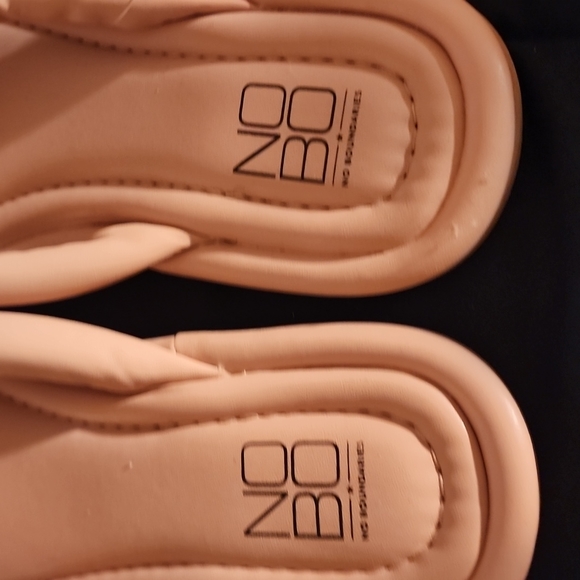 Flip flops - Picture 2 of 6